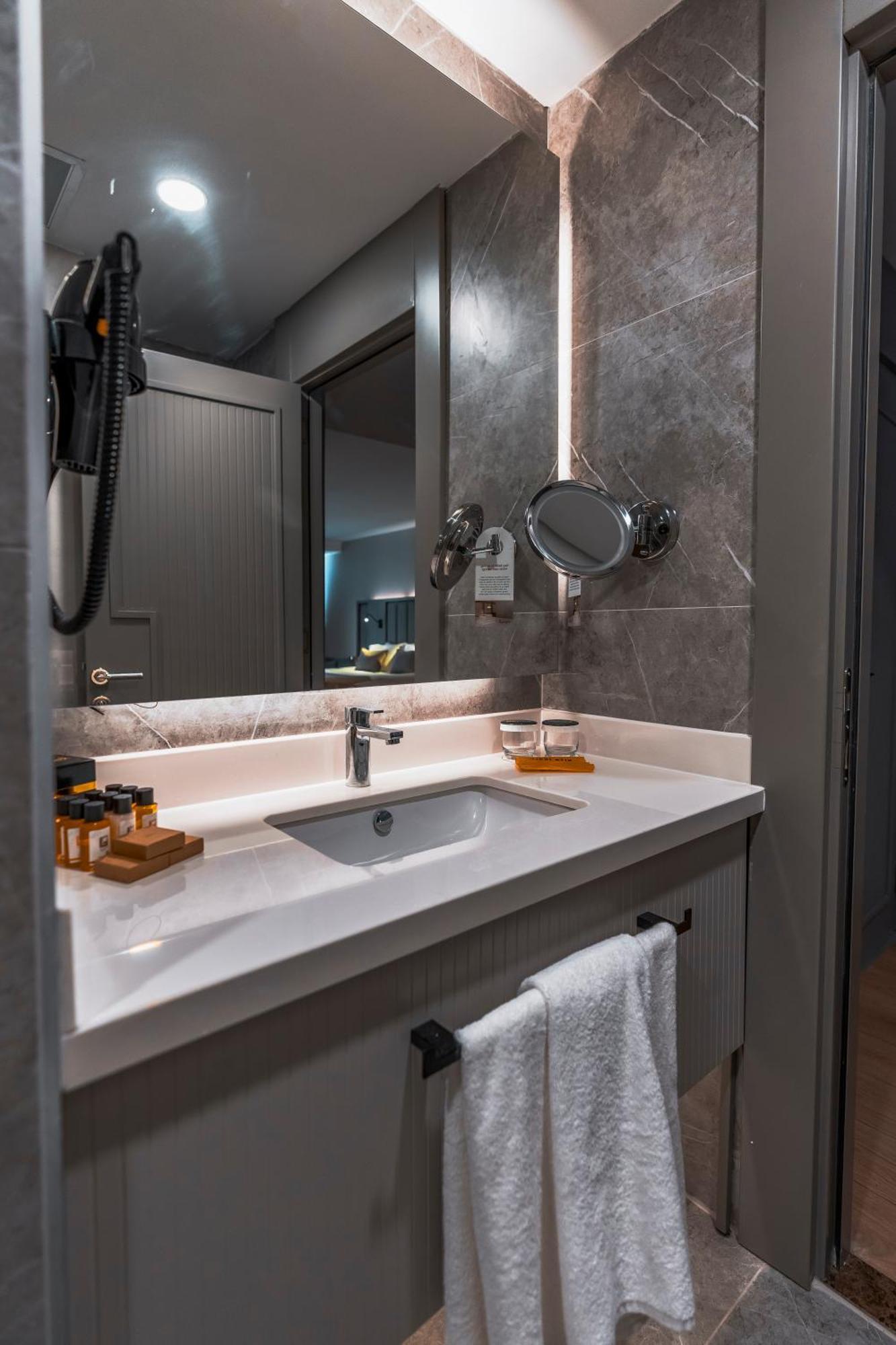 Renex Hotels Antalya Eksteriør bilde